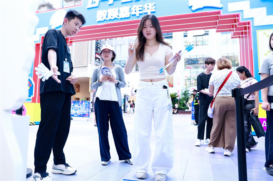 10 Days of ESports and K-pop Style Fun on Nanjing Road E.