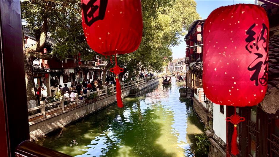 [Current Trends] Yes, There ARE More Tourists in China