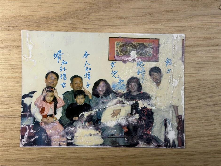 Chance Photo Request Reunites Family Across Strait After More Than 70 Years