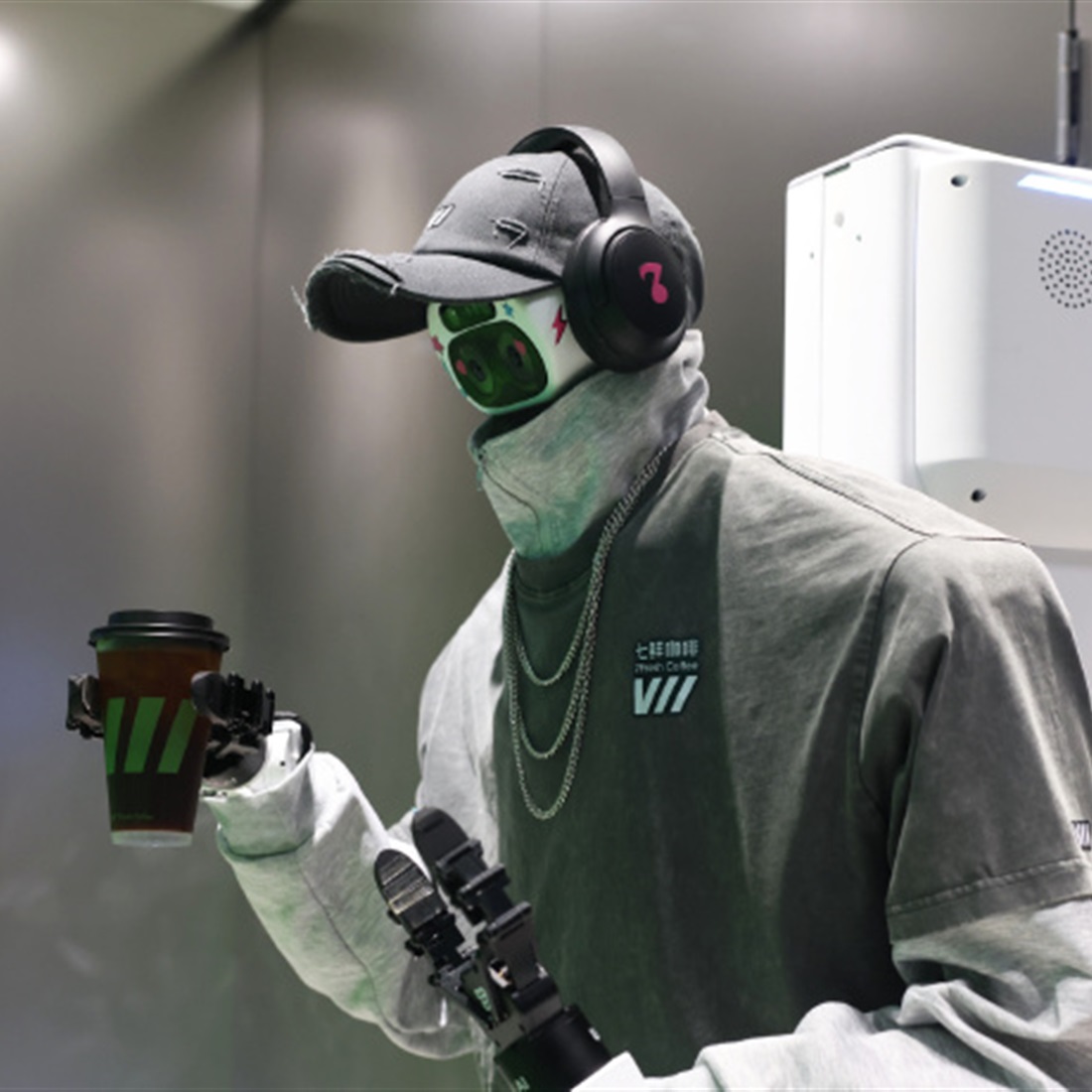 JD's 7Fresh Opens 24-Hour Robot Coffee Shop in Beijing