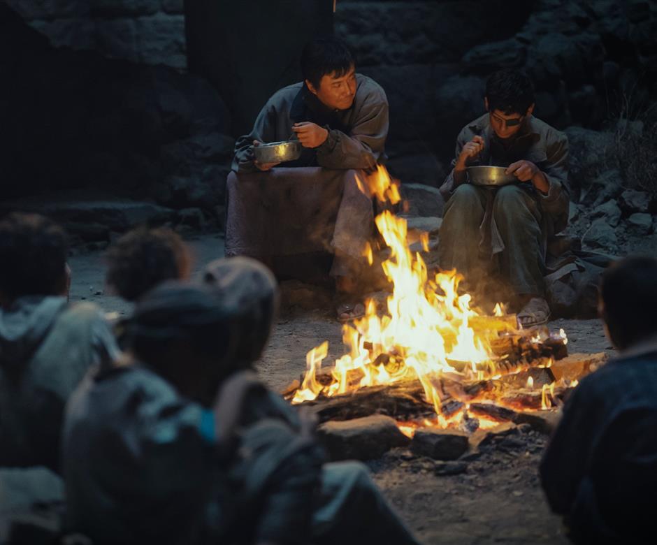 Beyond the Fog of War: A Chinese Critique of Empire and Everyday Survival in 'Once Upon a Time in the Middle East'