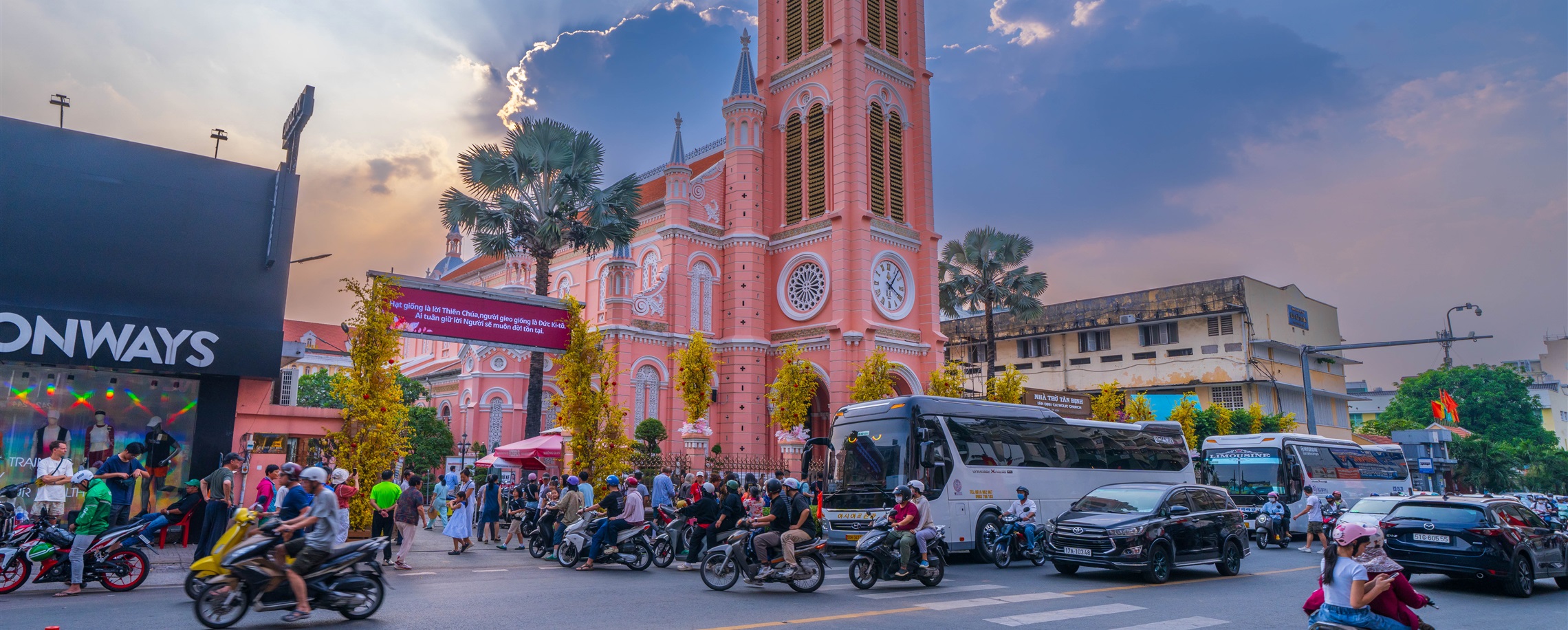 [Quick News] China Adds Kyrgyzstan, Vietnam to Visa-Free Travel Programs