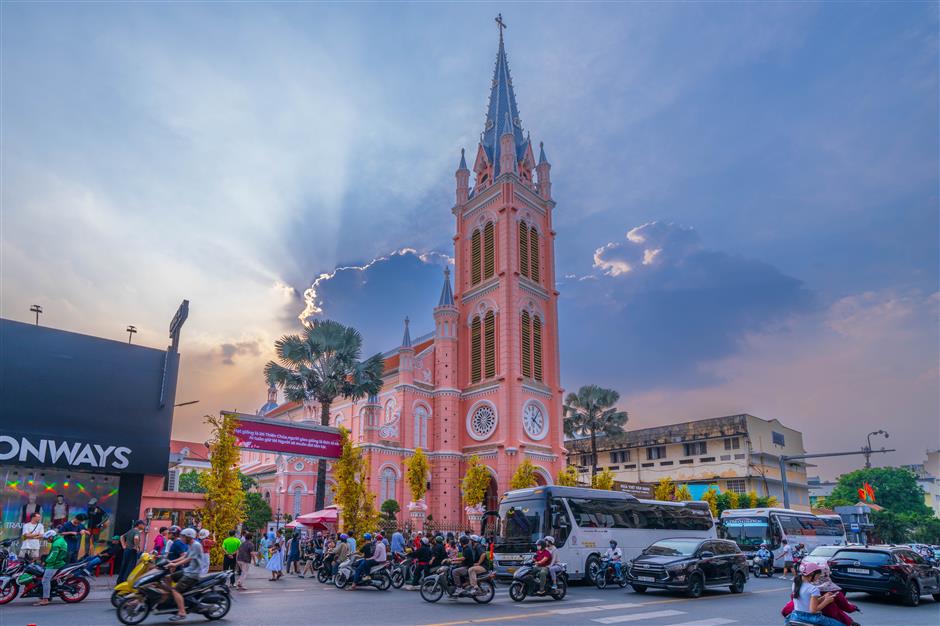 [Quick News] China Adds Kyrgyzstan, Vietnam to Visa-Free Travel Programs