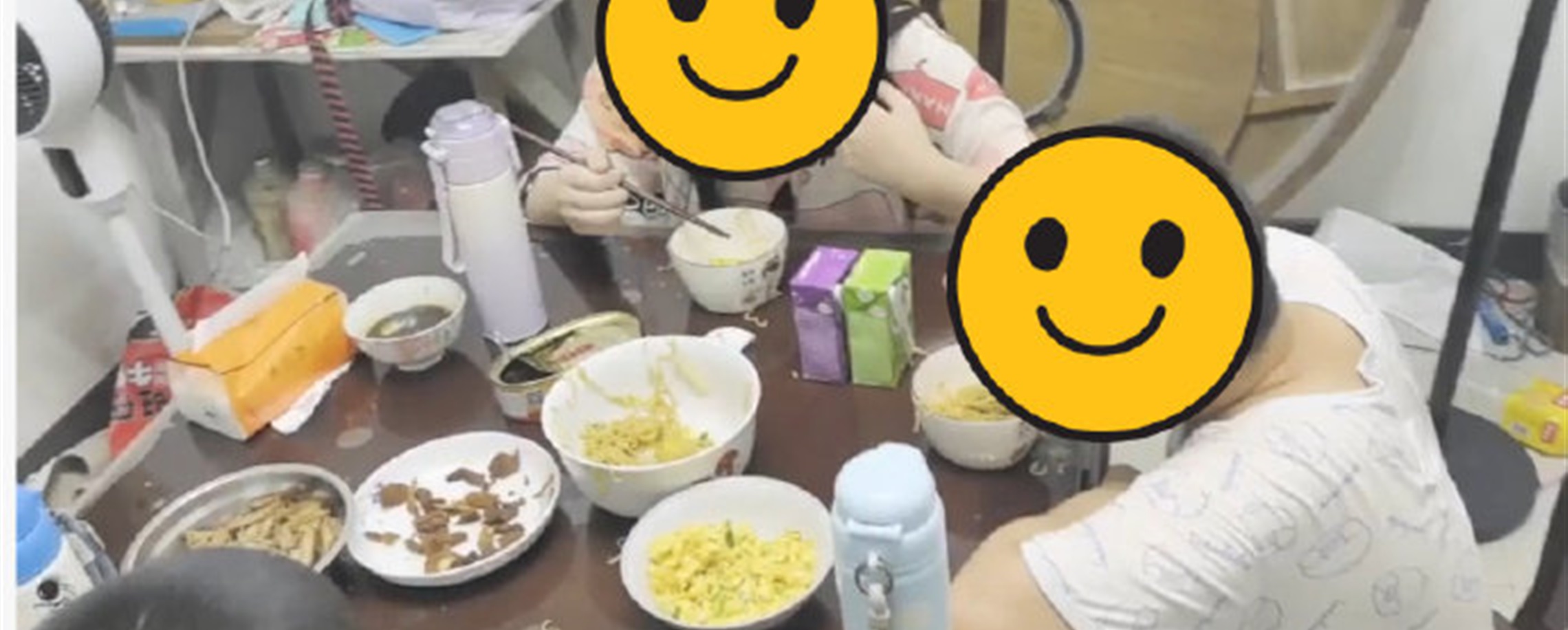 Hungry Children Call Police For Dinner Help In Zhejiang