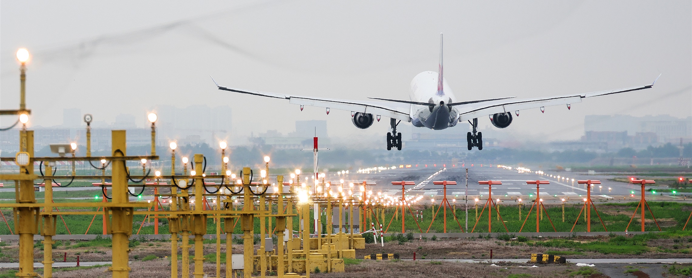 [SH Transit] How Shanghai's 'Air Express Lines' Speed Up Domestic Connections