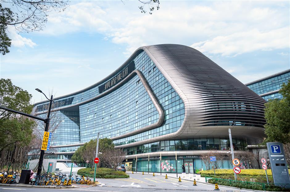 Hongqiao's Five-Year Plan Aims to Turn Hub Into Global Business Magnet