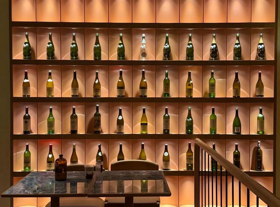 [SH Buzz] August 11 NEW Places: Rooftops, French Buffets & JUJU