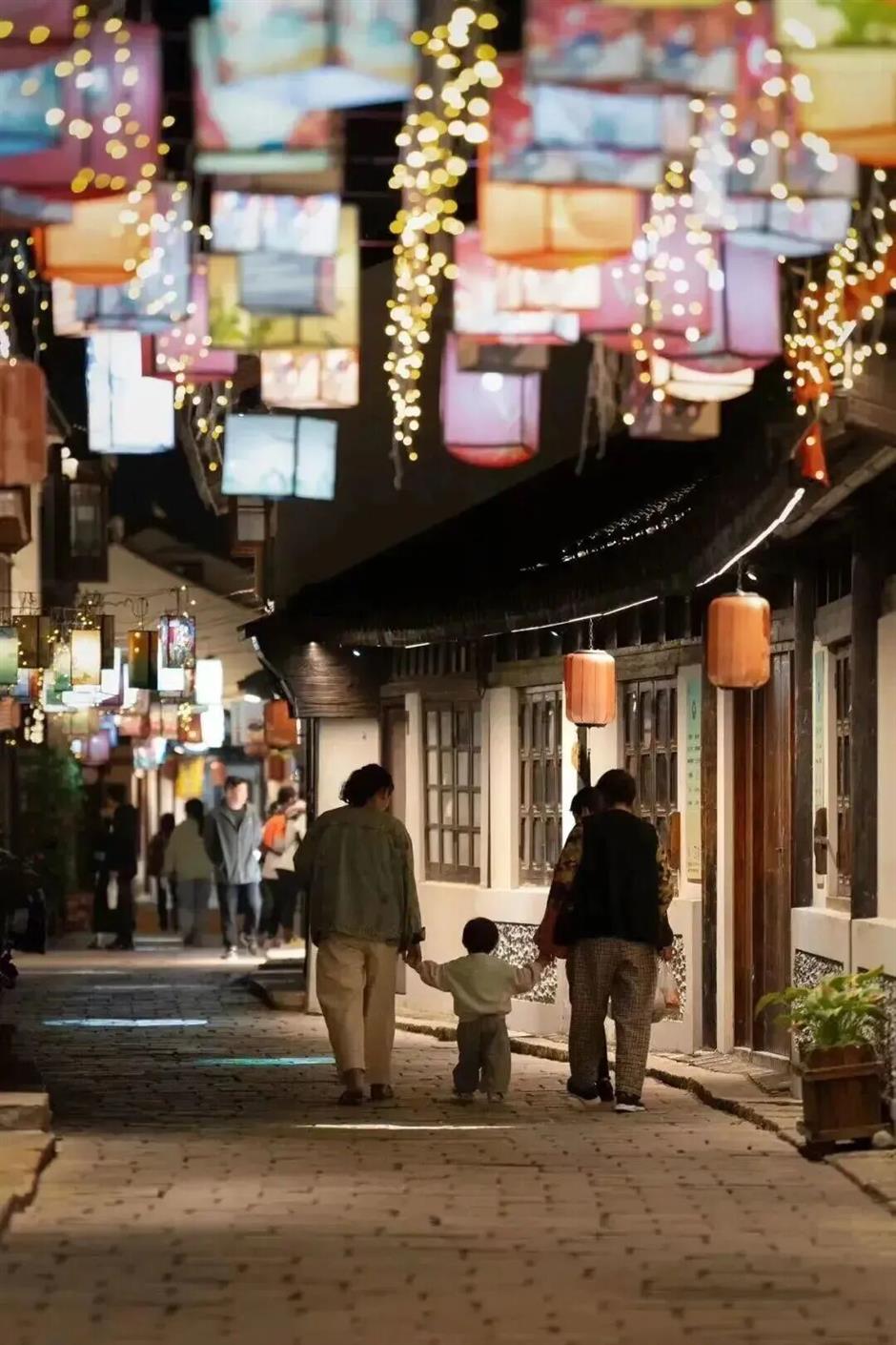 南上海重磅上新!住进森林秘境,一站式玩转观演、逛展、遛娃