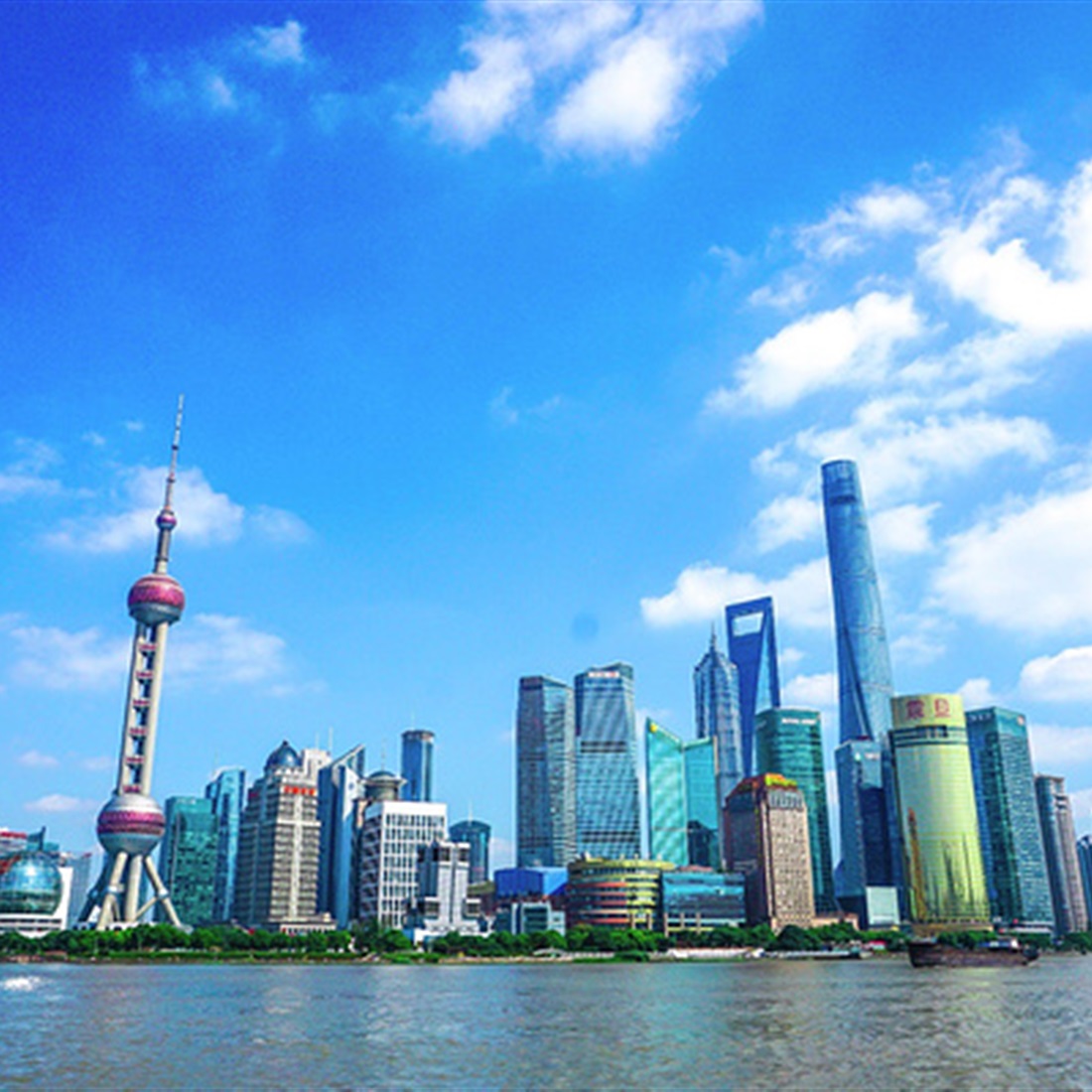 Shanghai to Strengthen Global Trade Hub Status