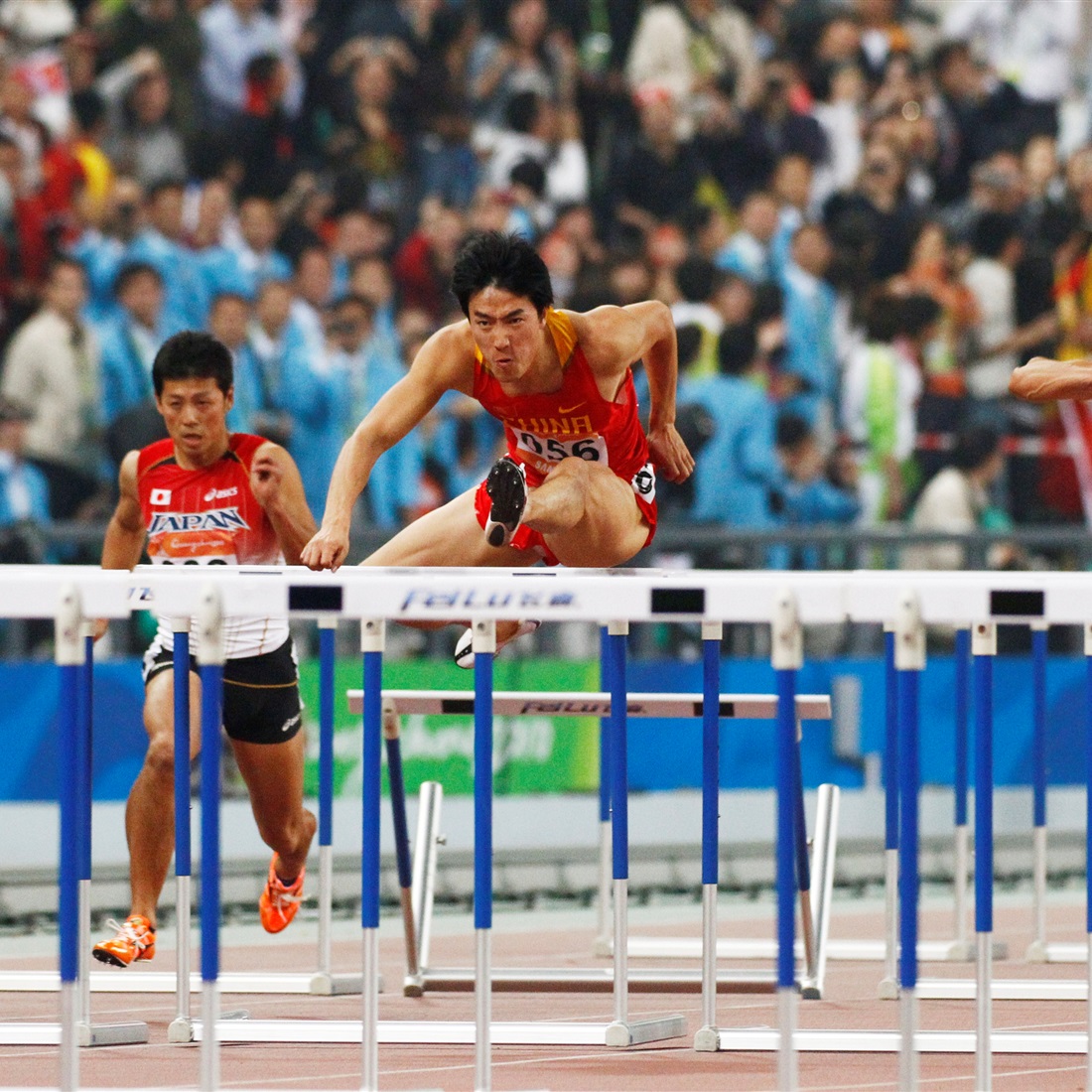 Liu Xiang 'Chooses Independent Career Path' After Retirement Settlement