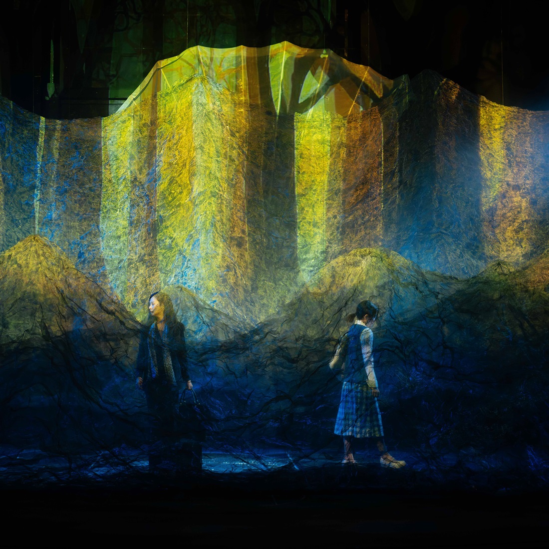 An Eastern Allegory of Choice and Peace Told in Play