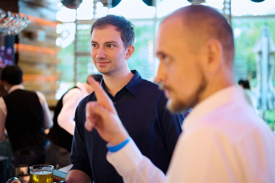 [See & Be Seen] Spot Your Friends @ The BritCham/NZ Weekend BBQ