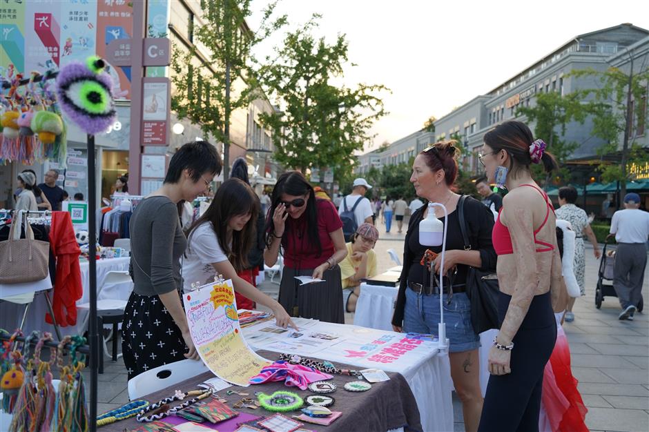 [Community] Say Bye, Say Hi: An Evening of Swapping, Sharing and Connecting
