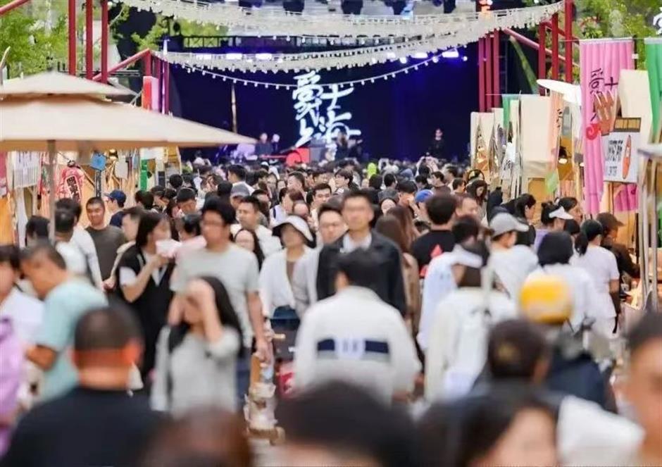 这个秋天,上海一波超燃音乐现场→