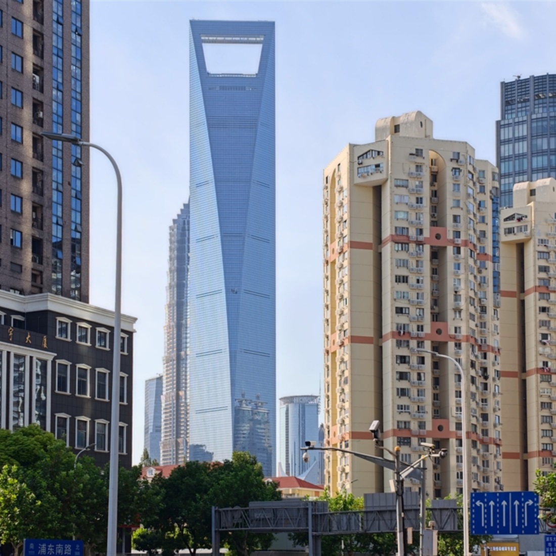 Shanghai Breaks Into Global Top Five Financial Centers