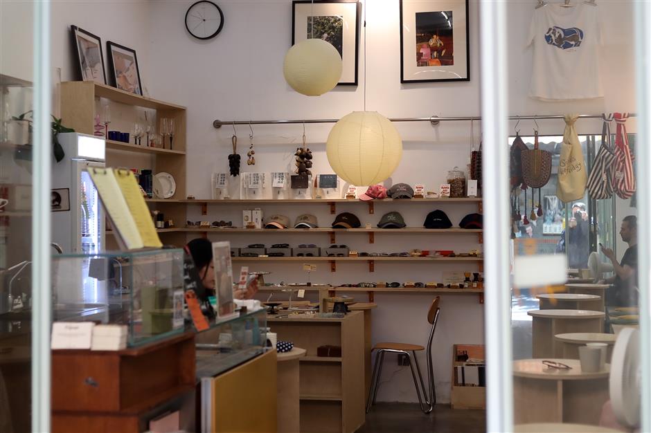A Neighborhood of Heritage Villas, Cafés and Hidden Jazz Clubs