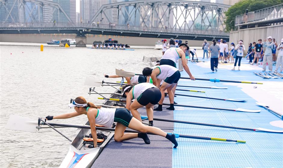 Rowing Doubleheader on Suzhou Creek Kicks Off