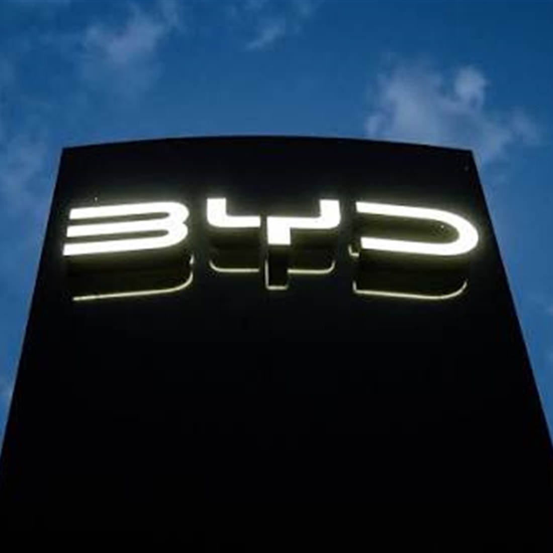 BYD Launches Massive Recruitment Drive in Zhengzhou