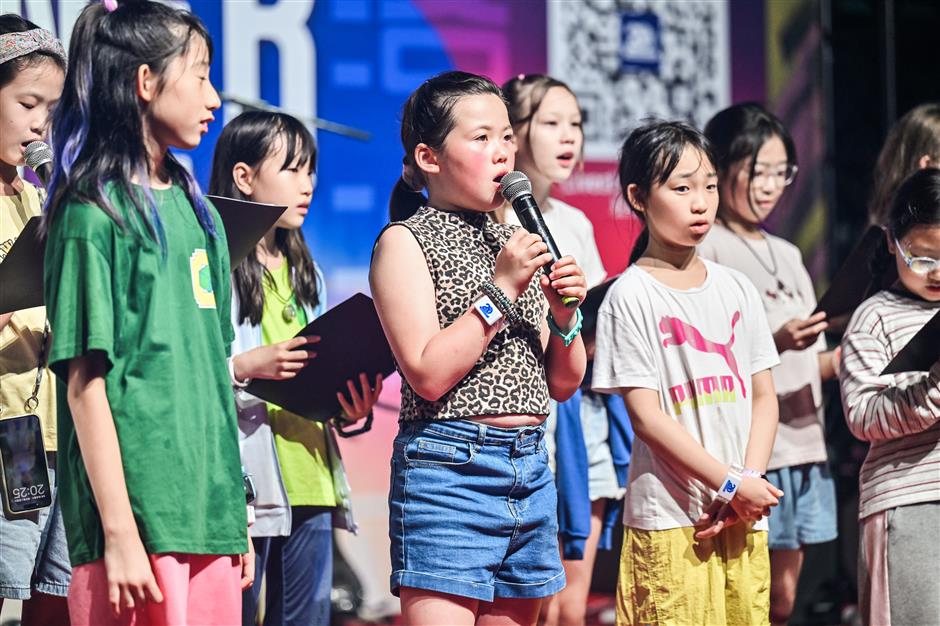 [See & Be Seen] A Ton of Expat Families Weekend Drinking in Qingpu