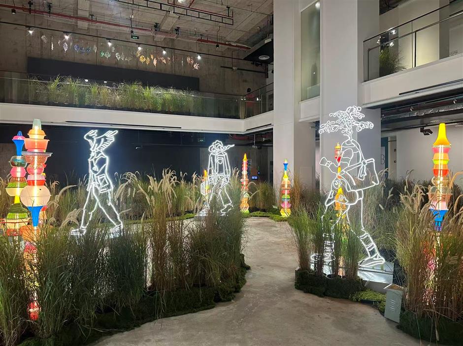 Sculpture, Plants and Mythology shape an 'Indoor Park'