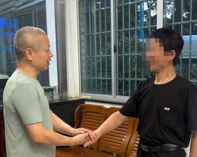 Chinese Scrap Collector Receives US$59,000 in Back Pension Payments