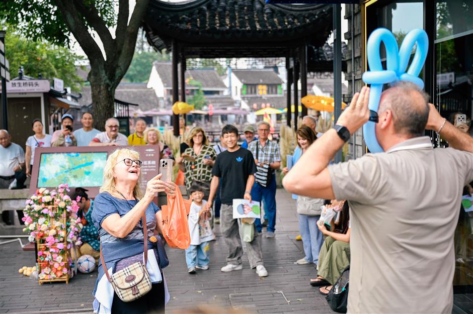 Autumn Tourism Festival in Qingpu Showcases Jiangnan Water Town Charm