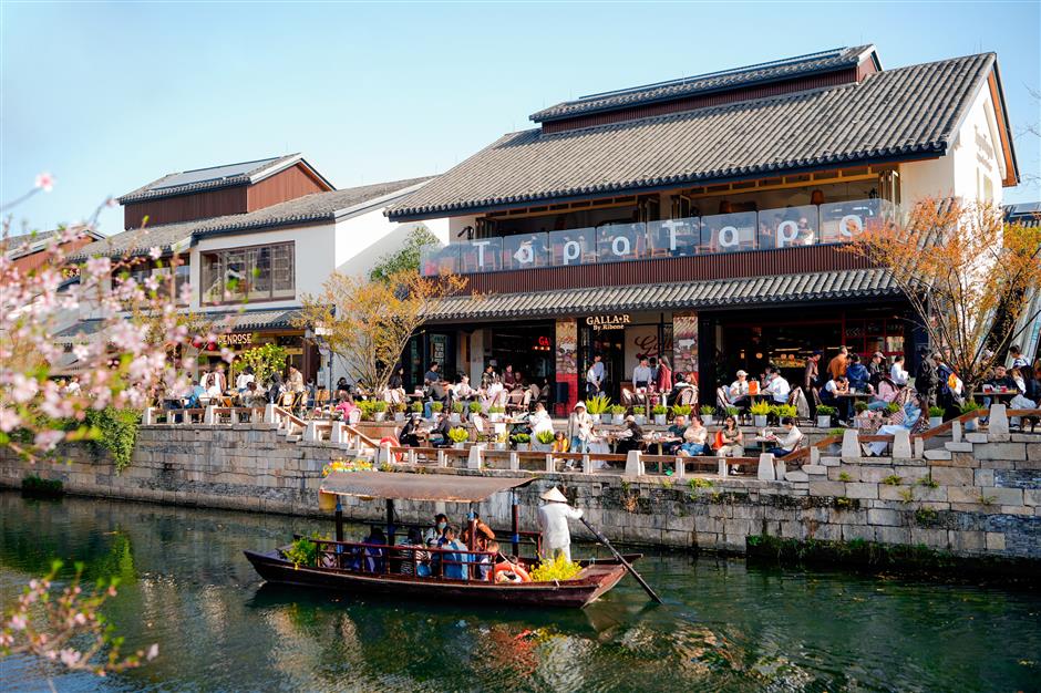 Autumn Tourism Festival in Qingpu Showcases Jiangnan Water Town Charm