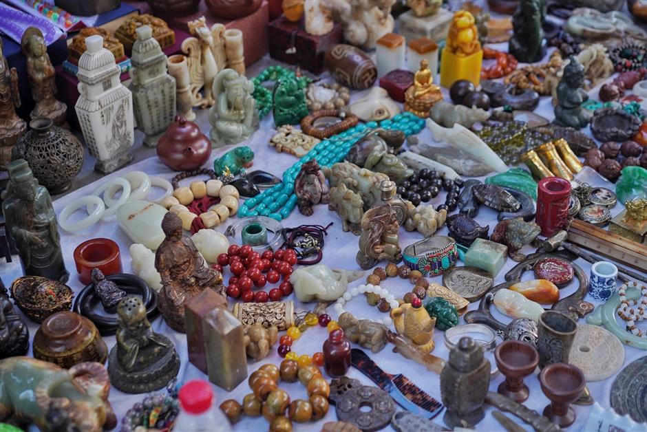 [Hai Guide] Shanghai's Huge Antique Market: Yunzhou Curio City