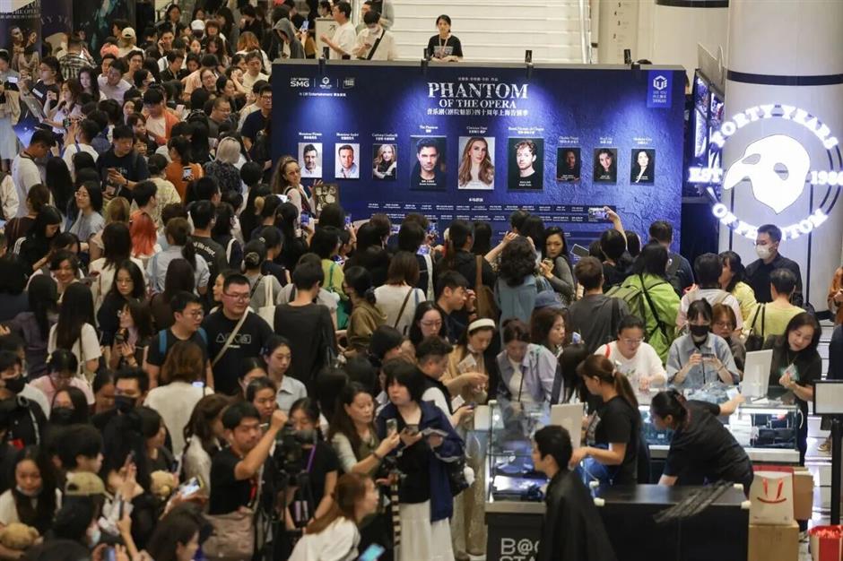 国庆假日期间,本市共接待游客2020.54万人次