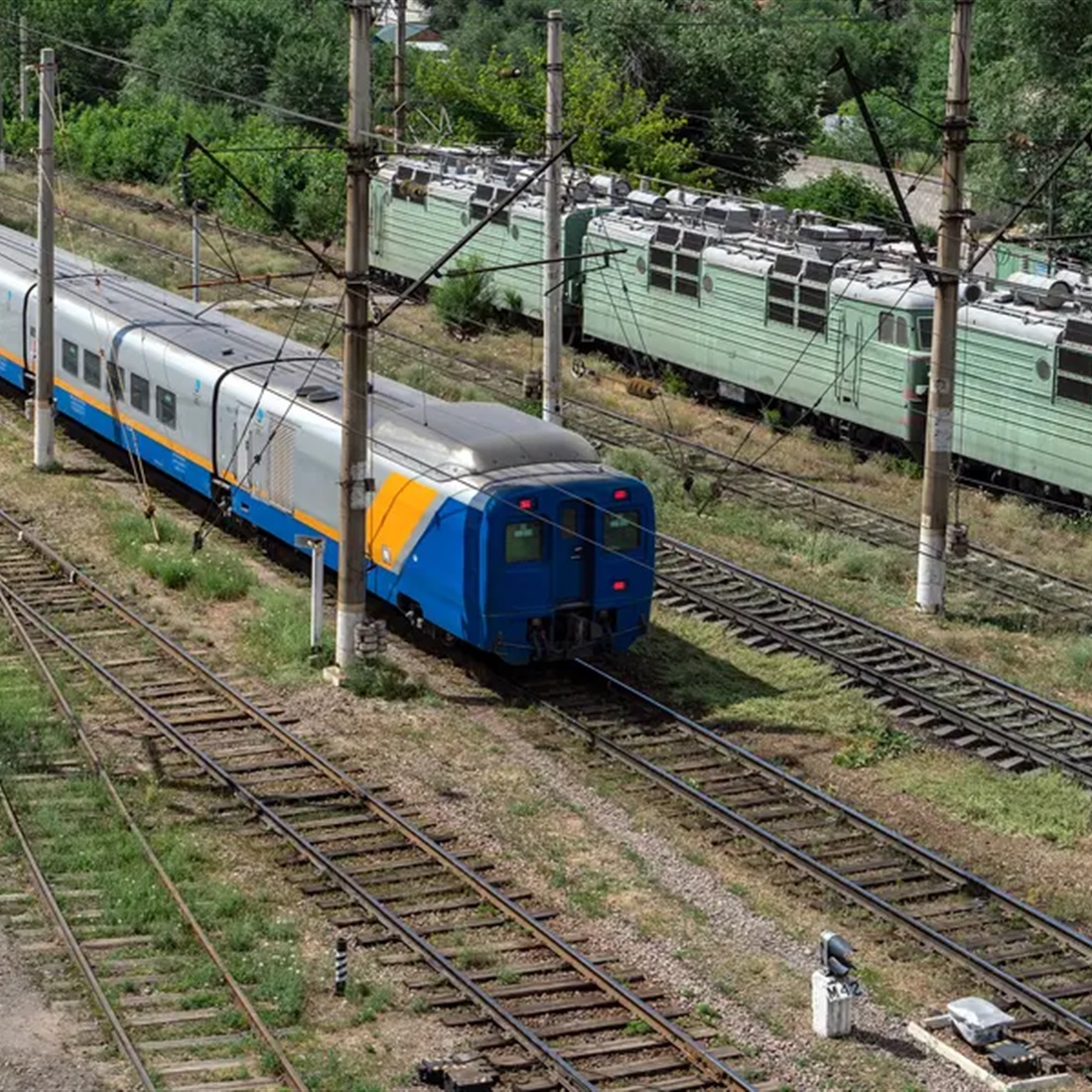 Kazakhstan Taps Hong Kong to Fund Its New 'Journey to the West'