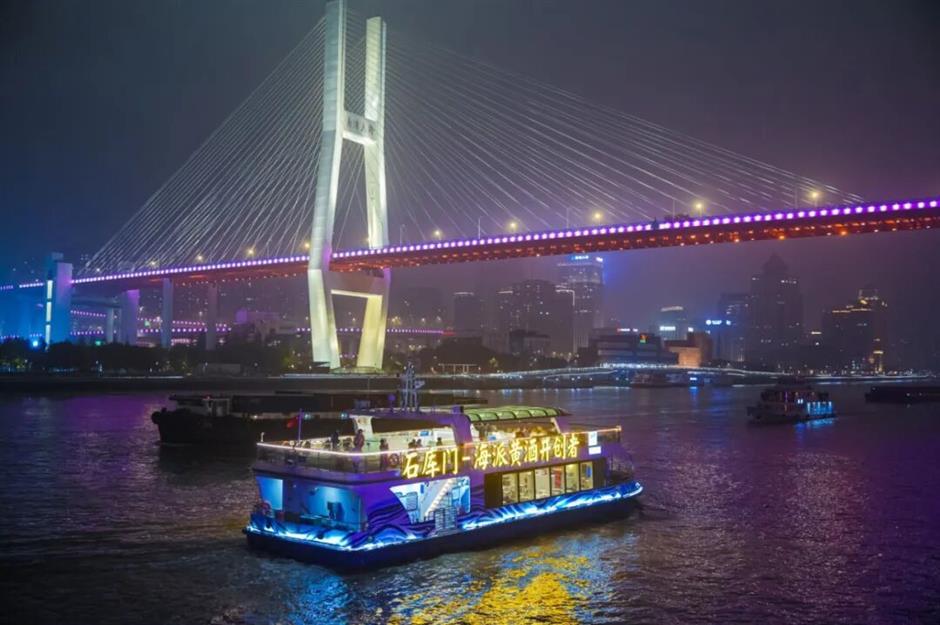快线游·江上重阳夜专场航班惊喜首发!