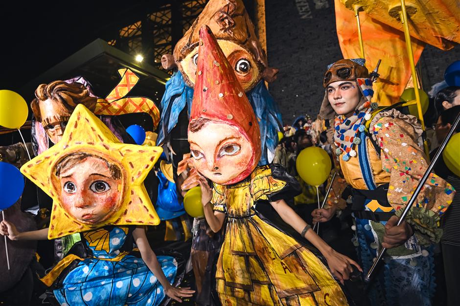 [Weekend Escape] Wuzhen Turns Into a Giant Stage, Just 90 Minutes From Shanghai