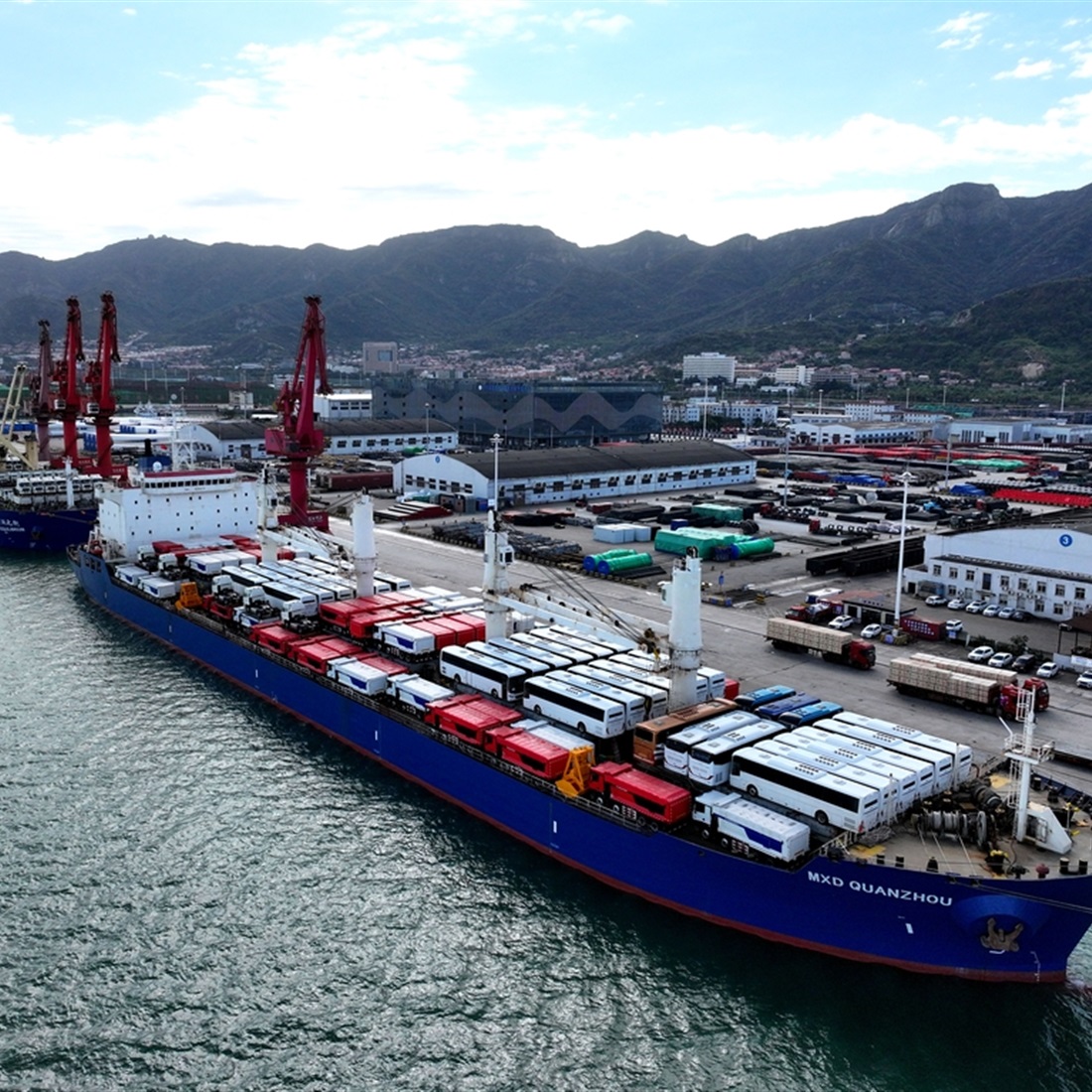 China's Q3 GDP Up 4.5% on Trade, High-Tech