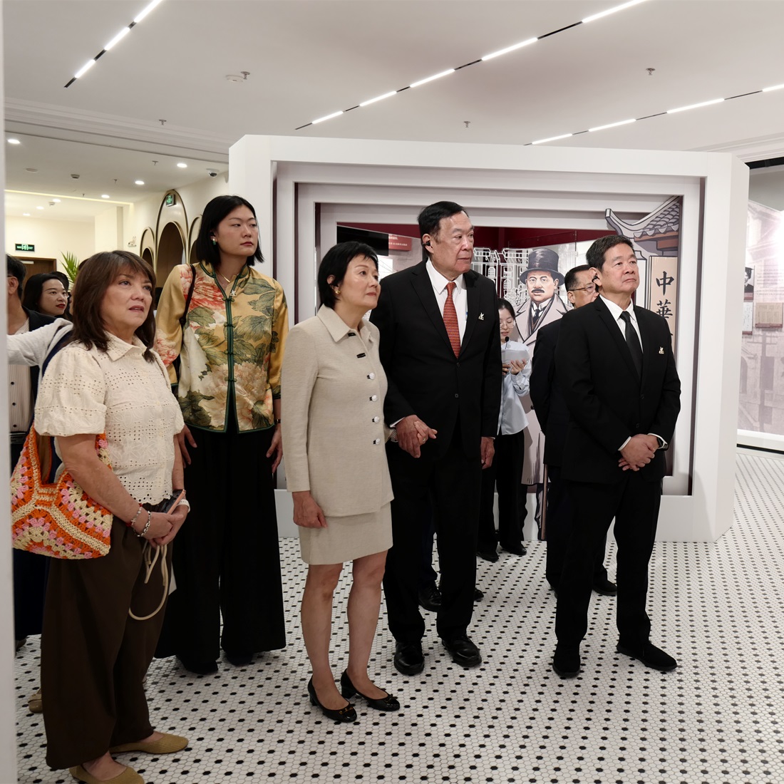 Exhibition on Charles Soong Marks Sun Yat-sen's 160th Birth Anniversary