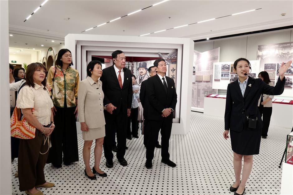 Exhibition on Charles Soong Marks Sun Yat-sen's 160th Birth Anniversary