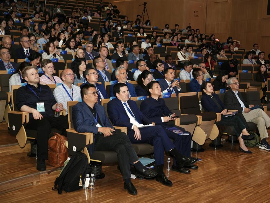 Librarians From 17 Countries Gather in Shanghai to Reimagine Libraries in the AI Age
