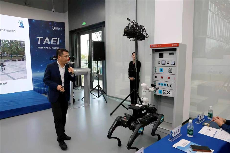 Robot Targets Hazardous Jobs, Emergency Response