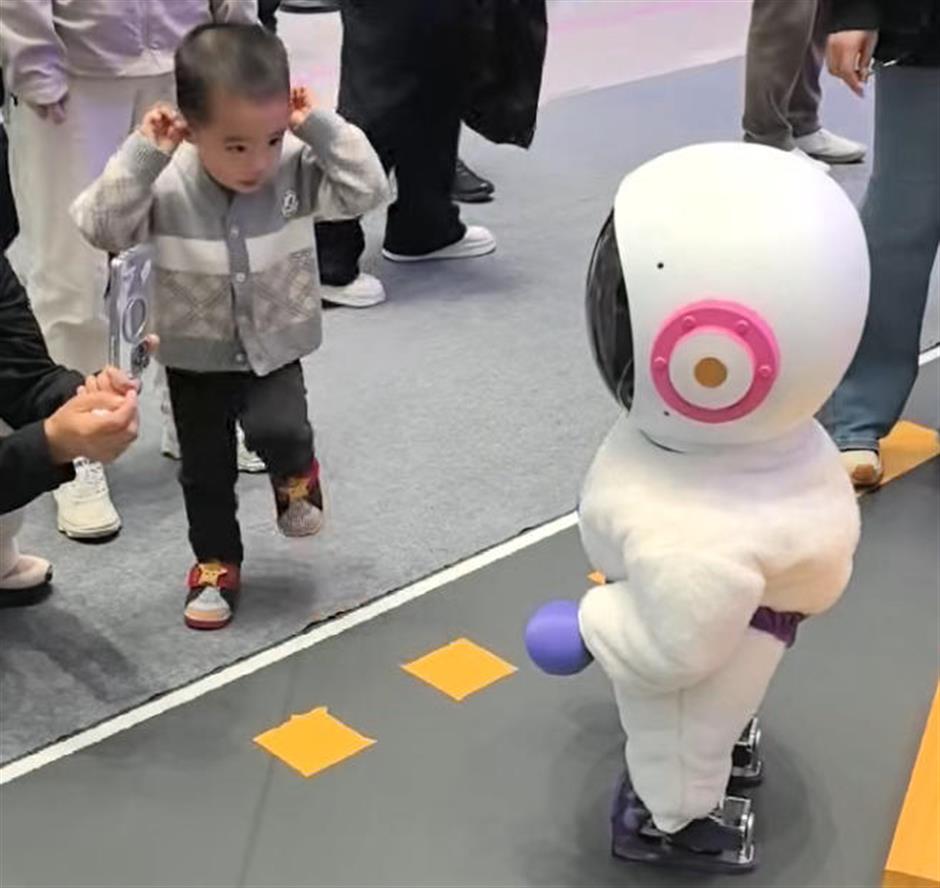 No-code Robot Creation Platform Cyber Studio Debuts at West Bund Tech Carnival